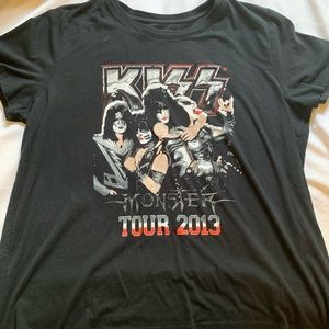 Kiss tour shirt